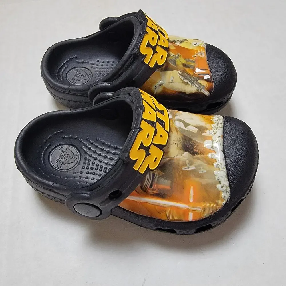 Kid's Crocs Star Wars Slip On Shoes SZ 4